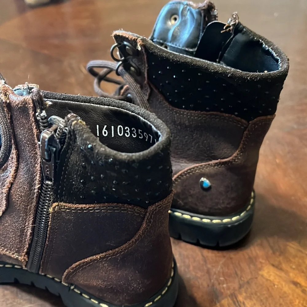 Brown Calzado Elefante Leather Boots